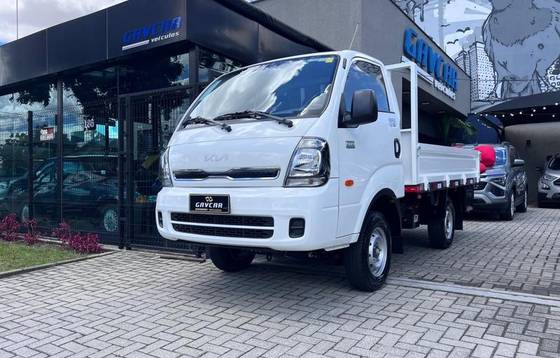KIA BONGO 2.5 TD DIESEL STD CS 4x4 MANUAL KIA BONGO 2.5 TD DIESEL STD CS 4x4 MANUAL